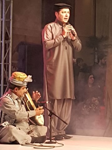 Bakhtiar Khattak performing with rabab accompaniment